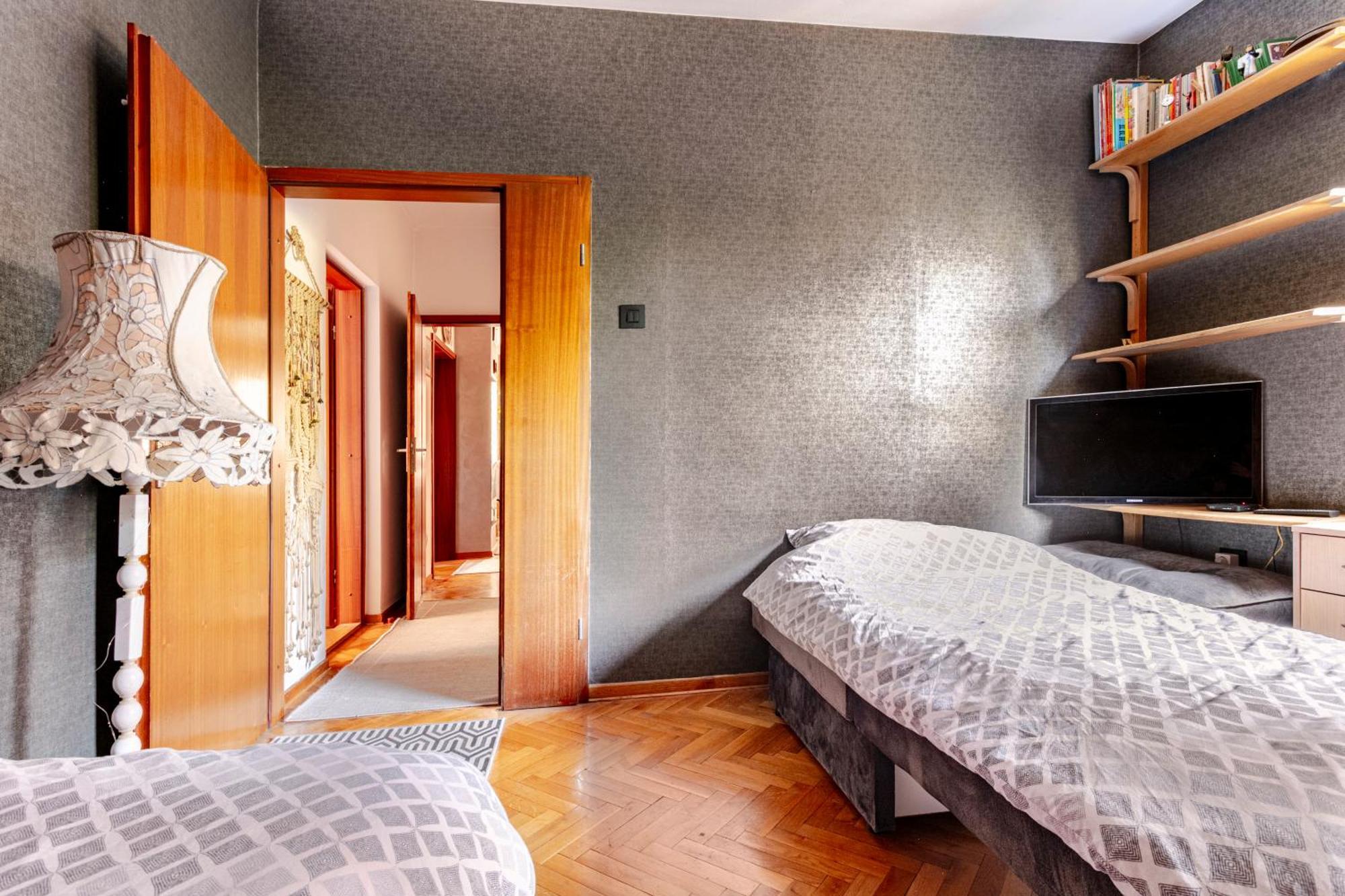 100 M2 Apartment In The Diplomatic Area Belgrade Exterior photo